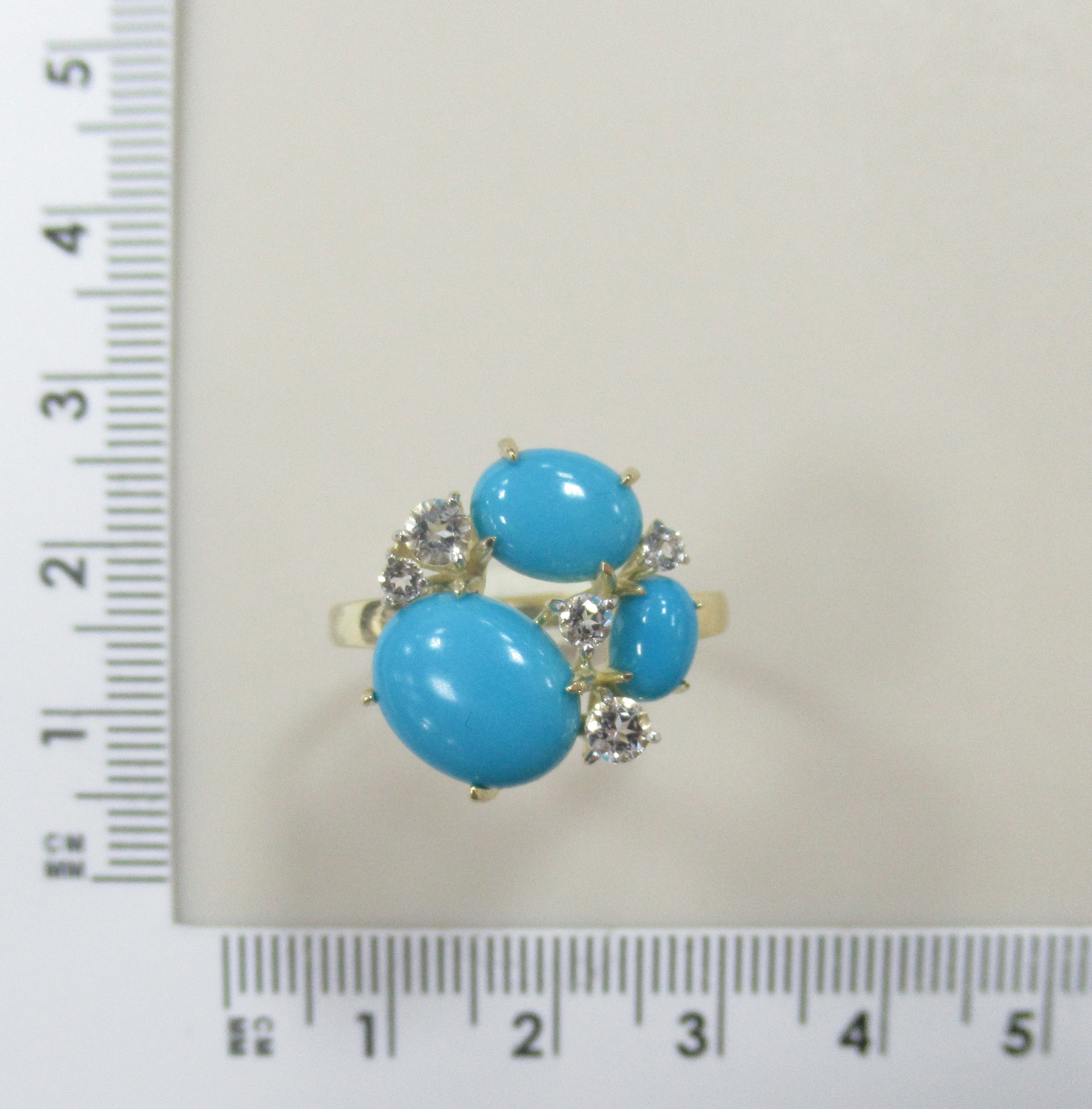 Кольцо из желтого золота с бирюзой